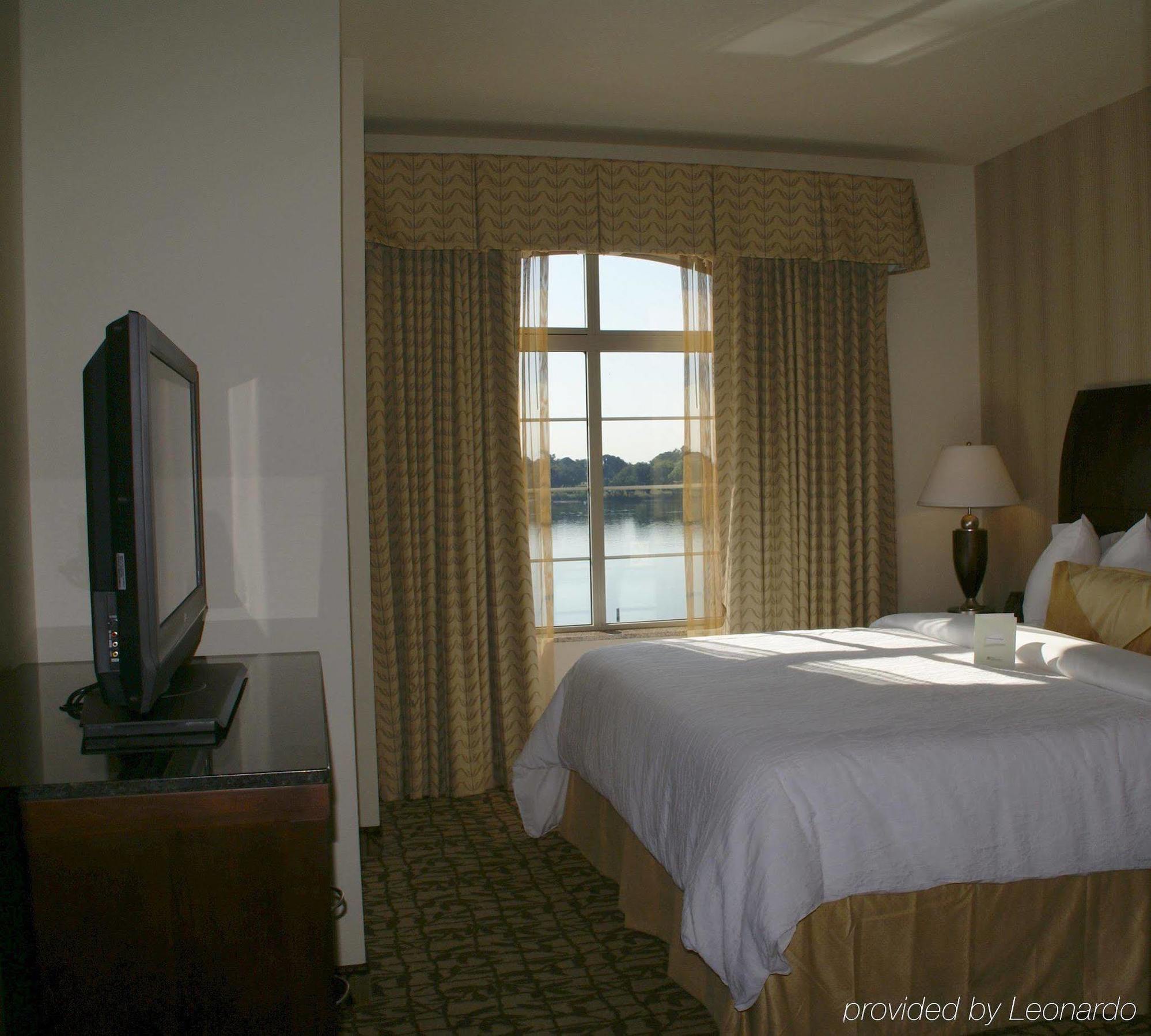 Hilton Garden Inn Granbury Room photo